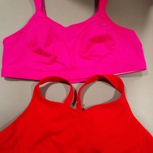 Sports Bras 40C (2 total)